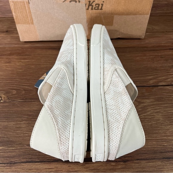 Olukai NEW Peheua White Slip-On Sneakers Loafers Women’s Size 5 Shoes Sneakers - Picture 3 of 8
